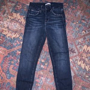 Good American Jeans- Good Legs Crop